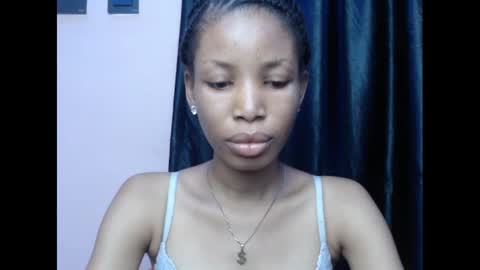 Snapshot of coltish_sexy chatting on February 14, 2025, 8:42 am coltish_sexy online show from February 14, 2025, 8:42 am