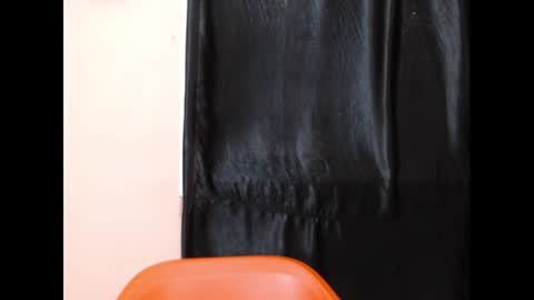 Snapshot of coltish_sexy chatting on March 1, 2025, 12:23 pm coltish_sexy online show from March 1, 2025, 12:23 pm