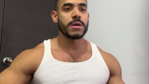 colton_x0610 online show from September 11, 2025, 9:26 pm