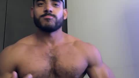 colton_x0610 online show from September 19, 2025, 9:48 pm