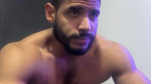 colton_x0610 online show from September 26, 2025, 9:52 pm