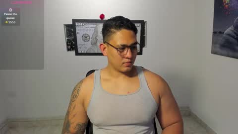 Snapshot of coltonmassif_ chatting on November 24, 2025, 4:45 am coltonmassif_ online show from November 24, 2025, 4:45 am