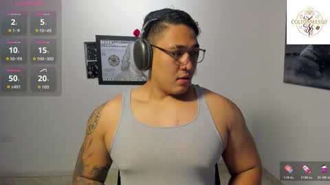 Snapshot of coltonmassif_ chatting on November 26, 2025, 3:29 am coltonmassif_ online show from November 26, 2025, 3:29 am