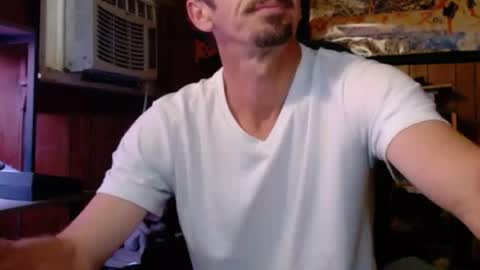 Snapshot of comic_king27 chatting on June 23, 2026, 10:35 am Nelson or ComicKing and sometime Peachy143 online show from June 23, 2026, 10:35 am