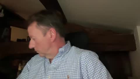 Snapshot of compay69 chatting on February 4, 2026, 5:52 pm compay69 online show from February 4, 2026, 5:52 pm