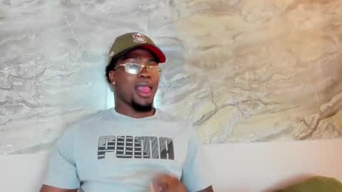 COMPTON online show from October 18, 2025, 4:15 am