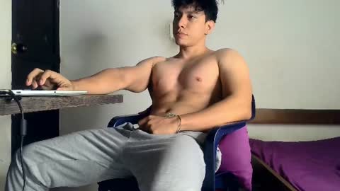 Snapshot of conde2710 chatting on June 27, 2026, 10:20 am ELCONDE online show from June 27, 2026, 10:20 am