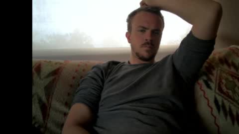 dreamy eyed lover online show from April 7, 2026, 7:03 pm