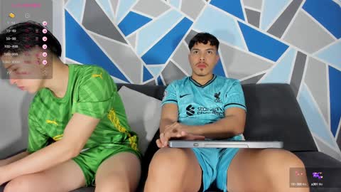 Snapshot of confi17_latin chatting on December 9, 2024, 1:07 am Damian and Daniel online show from December 9, 2024, 1:07 am