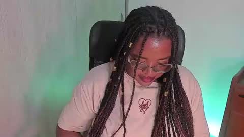 conielaurenth online show from July 15, 2026, 6:18 am