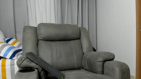 CONNORKING online show from April 25, 2026, 4:04 am