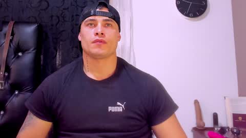 Connor Smith online show from December 27, 2024, 2:33 pm