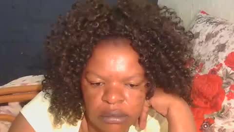 conny online show from November 18, 2025, 4:06 am