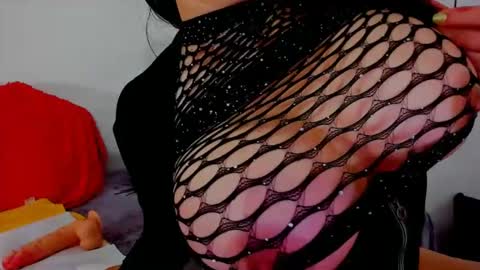 Snapshot of connyhot69 chatting on December 27, 2024, 11:28 am CONNY online show from December 27, 2024, 11:28 am