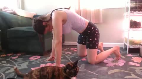 ANR Mommy online show from November 24, 2025, 7:46 pm