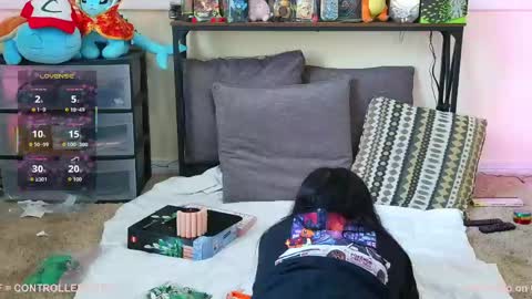 controllercutie online show from May 21, 2026, 2:57 pm