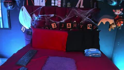 Snapshot of cony_l chatting on October 24, 2025, 12:23 pm Cony online show from October 24, 2025, 12:23 pm