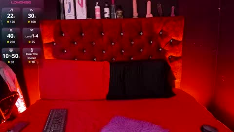 Snapshot of cony_l chatting on November 5, 2025, 11:32 am Cony online show from November 5, 2025, 11:32 am