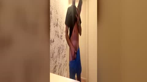 Showerking11 online show from June 16, 2026, 7:38 pm