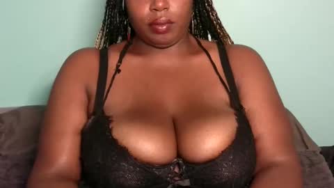 Snapshot of cookie1019 chatting on October 22, 2025, 4:07 pm Cookie1019 online show from October 22, 2025, 4:07 pm