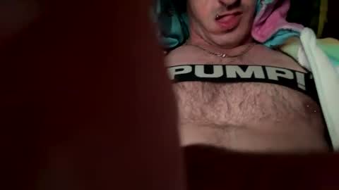 Snapshot of cooky_boys34 chatting on October 3, 2025, 9:39 am Kimmys cam online show from October 3, 2025, 9:39 am