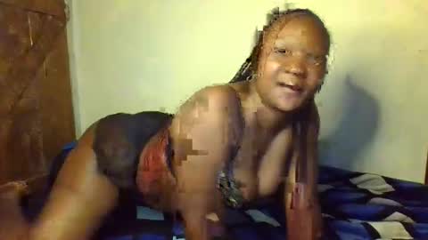 coolgirl001 online show from February 7, 2026, 10:46 pm