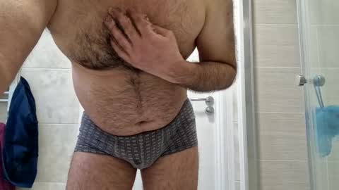 coolube1 online show from February 18, 2026, 3:52 pm