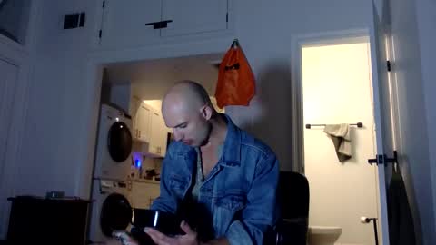 VADONIS online show from January 15, 2026, 6:40 am