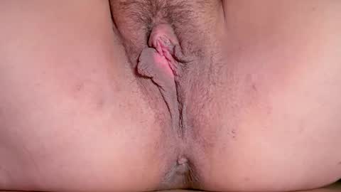 coosmo_lust online show from April 8, 2026, 8:20 pm