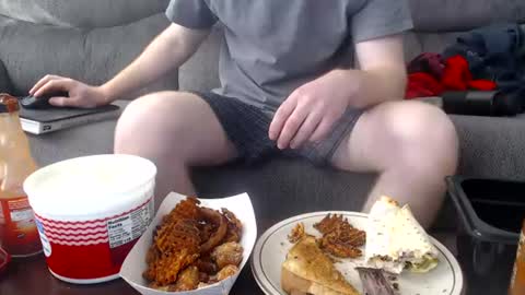 Snapshot of copper_crotch chatting on June 27, 2026, 1:43 am copper_crotch online show from June 27, 2026, 1:43 am