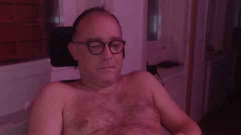Snapshot of coquin369 chatting on December 4, 2024, 6:33 am Coquin369 online show from December 4, 2024, 6:33 am
