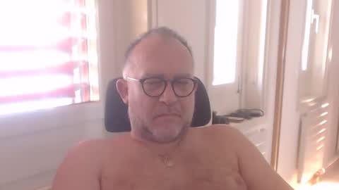 Snapshot of coquin369 chatting on November 22, 2025, 8:13 am Coquin369 online show from November 22, 2025, 8:13 am