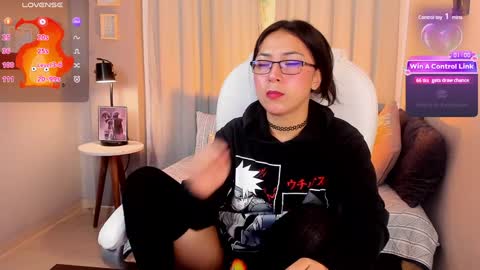 Snapshot of coralinericce_ chatting on December 5, 2024, 9:39 am Coral Stefani online show from December 5, 2024, 9:39 am