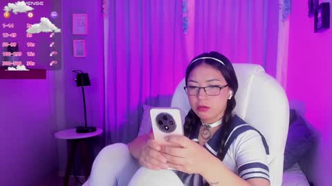 Snapshot of coralinericce_ chatting on February 4, 2025, 8:35 am Coral Stefani online show from February 4, 2025, 8:35 am