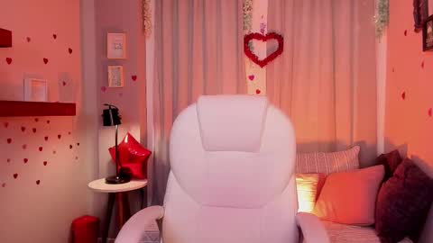 Snapshot of coralinericce_ chatting on March 7, 2025, 5:08 am Coral Stefani online show from March 7, 2025, 5:08 am