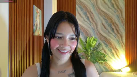 corall_tay1 online show from May 14, 2026, 11:39 am
