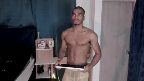 Snapshot of coreyglover chatting on February 28, 2026, 9:43 am CoreyGlover online show from February 28, 2026, 9:43 am