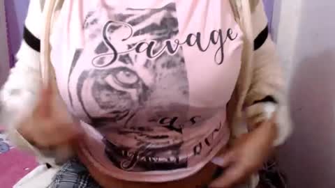 Snapshot of corinnahothotxxx chatting on September 10, 2025, 3:12 pm corinnahothotxxx online show from September 10, 2025, 3:12 pm