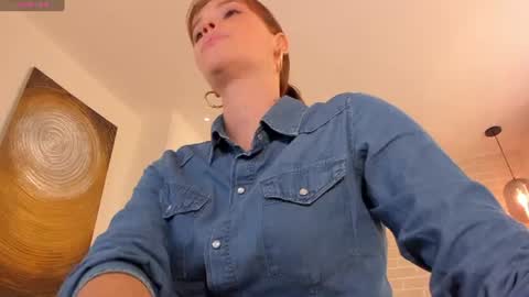 Snapshot of corinnerusso chatting on June 24, 2026, 7:24 pm Corinne Russo online show from June 24, 2026, 7:24 pm