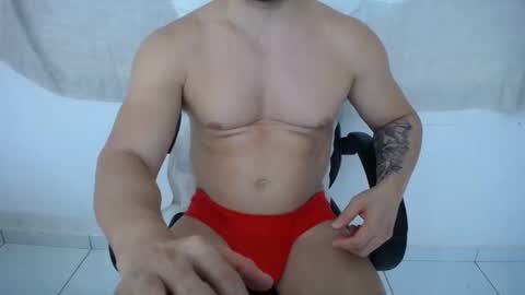 Snapshot of corolaxxl chatting on October 5, 2025, 9:34 pm corolaxxl online show from October 5, 2025, 9:34 pm