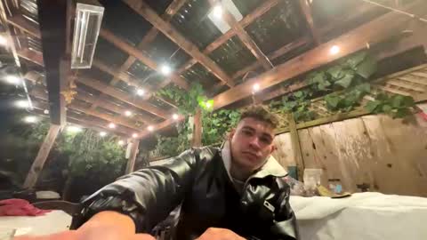 Snapshot of coronelking chatting on January 6, 2025, 3:53 am coronelking online show from January 6, 2025, 3:53 am