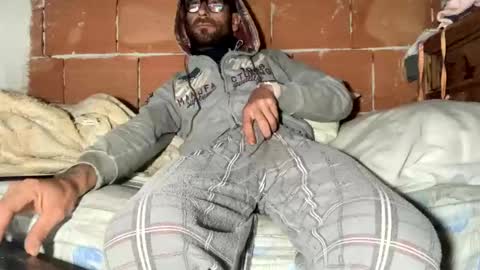 Corrado online show from December 5, 2024, 2:33 pm