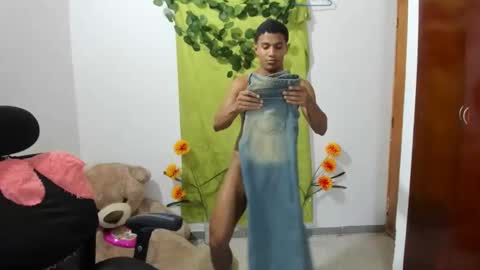 Ethan  online show from December 21, 2024, 1:04 am