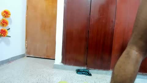 Ethan  online show from December 24, 2024, 2:32 am