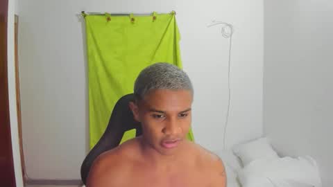 Ethan  online show from May 22, 2026, 6:02 pm
