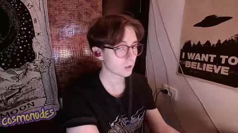 Barry online show from November 16, 2025, 9:09 pm