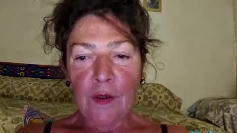 cougarcofee online show from September 18, 2025, 8:11 pm