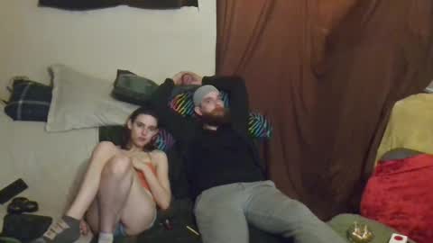 Snapshot of countryfuckers chatting on December 9, 2024, 10:22 am Alaskawildcouple online show from December 9, 2024, 10:22 am