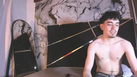 couple_in_heat_ online show from May 16, 2026, 9:13 pm
