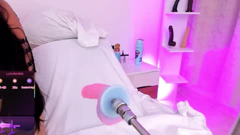 Maria  online show from December 1, 2025, 11:48 am